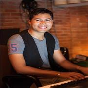 Clases de Piano y Armonía aplicada en canciones  Online